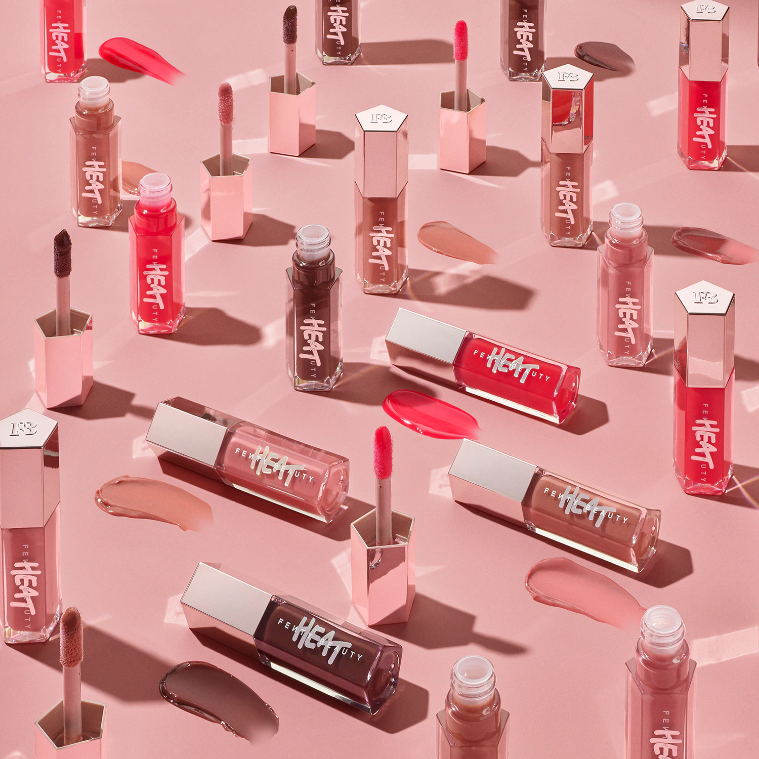 Gloss Bomb Heat Lip Luminizer & Plumper - Gloss repulpant pour lèvres pulpeuses